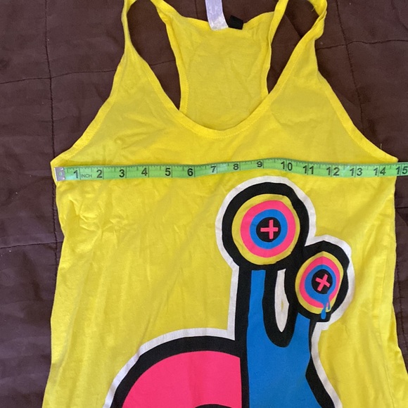 Yellow Neon Snail Racerback Tank top Women’s Size Medium - Picture 5 of 6